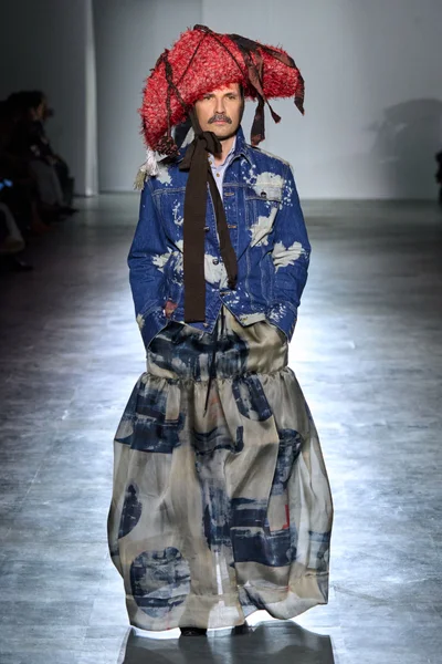 Look 39